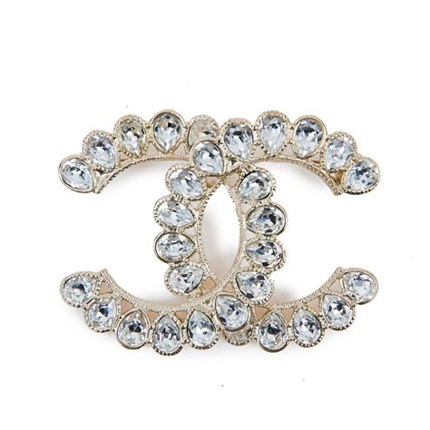 broche chanel brillants
